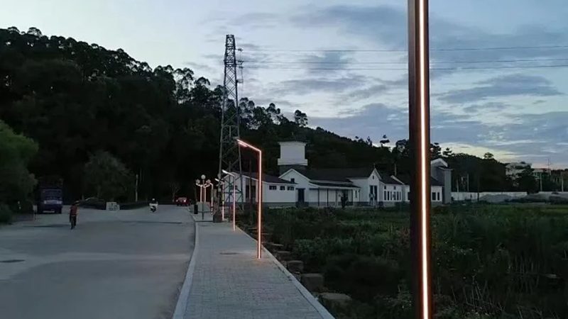 工业照明与传统照明的差异解析**