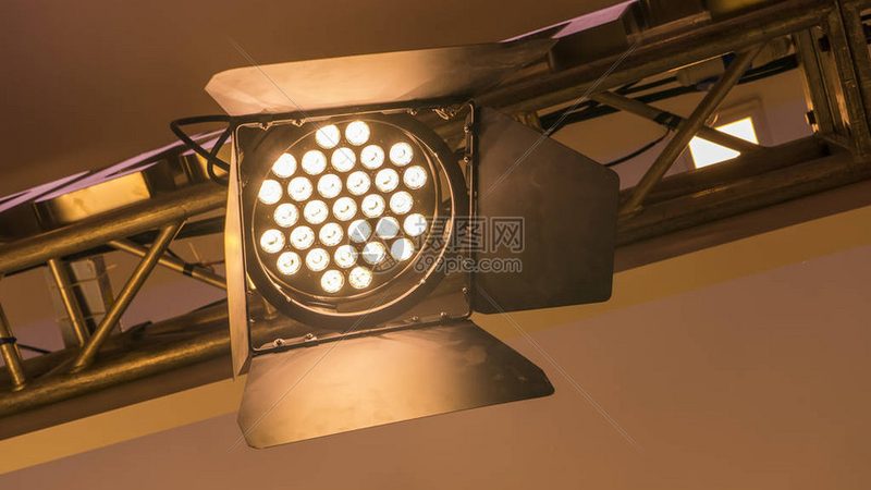 酒店装修照明工程怎么做：关键步骤与注意事项
